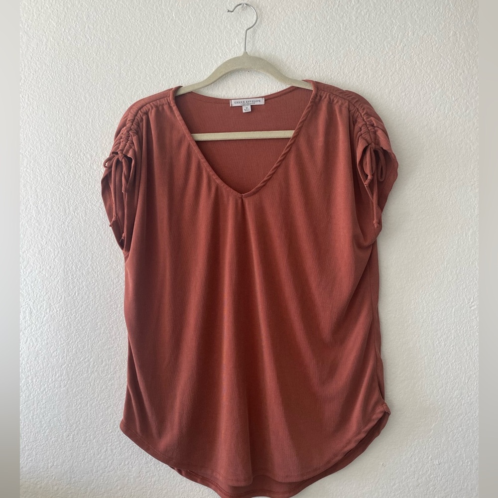 Green Envelope, Soft v-neck Ribbed Blouse